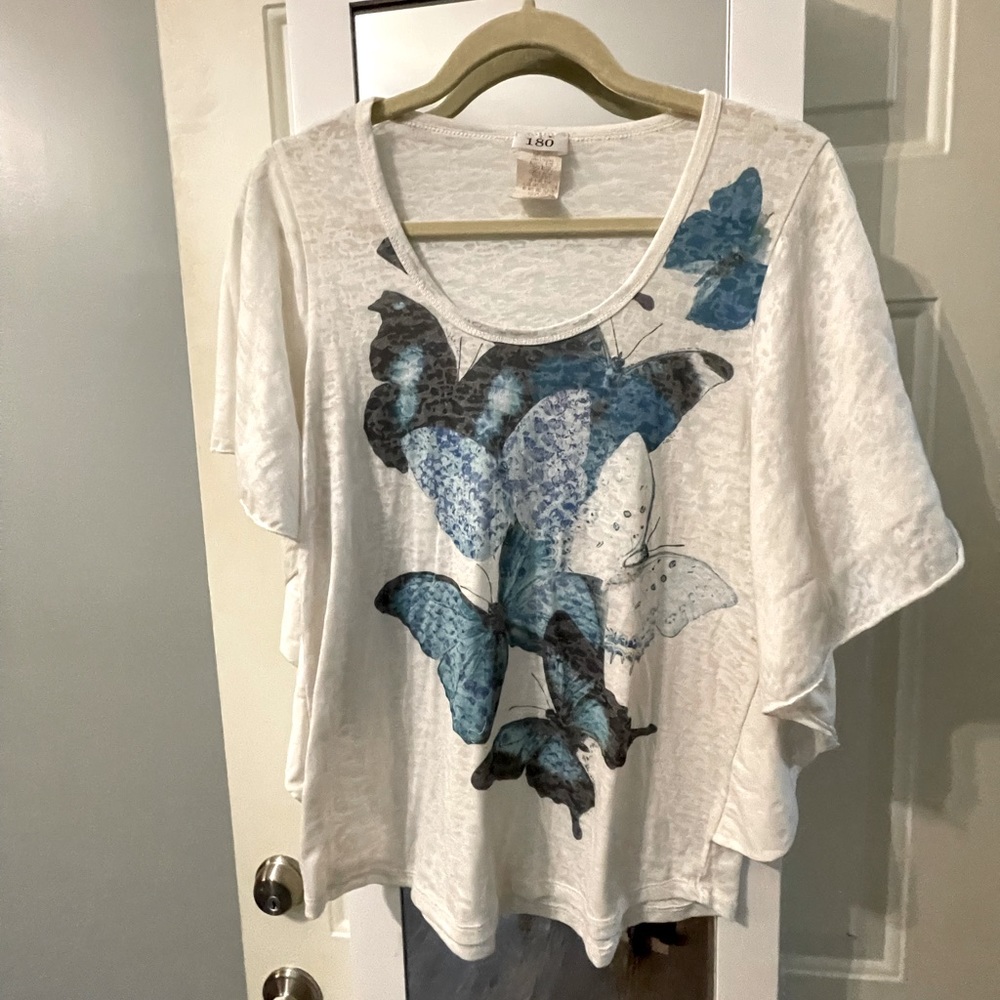 White tee with blue butterflies 🦋 with flutter sleeves - size medium